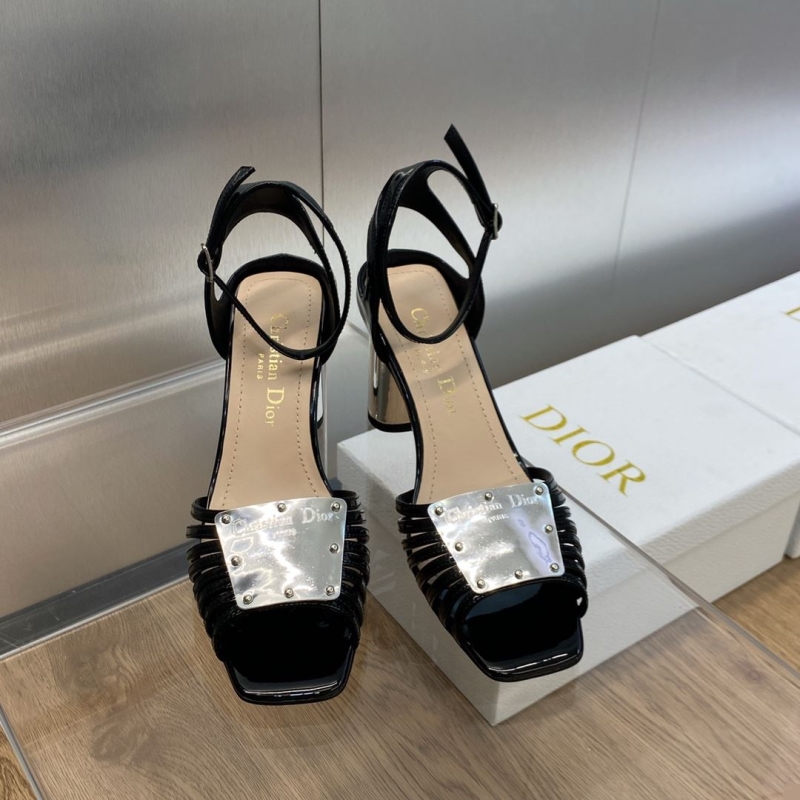 ch**an D*or slippers